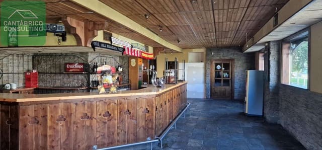 Restaurang/Bar att hyra i Navia - 1 500 € (Ref: 9142638)