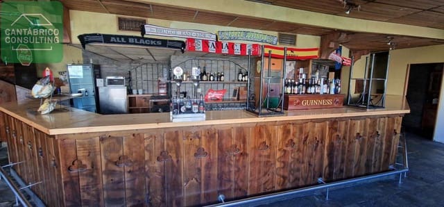 Restaurang/Bar att hyra i Navia - 1 500 € (Ref: 9142638)