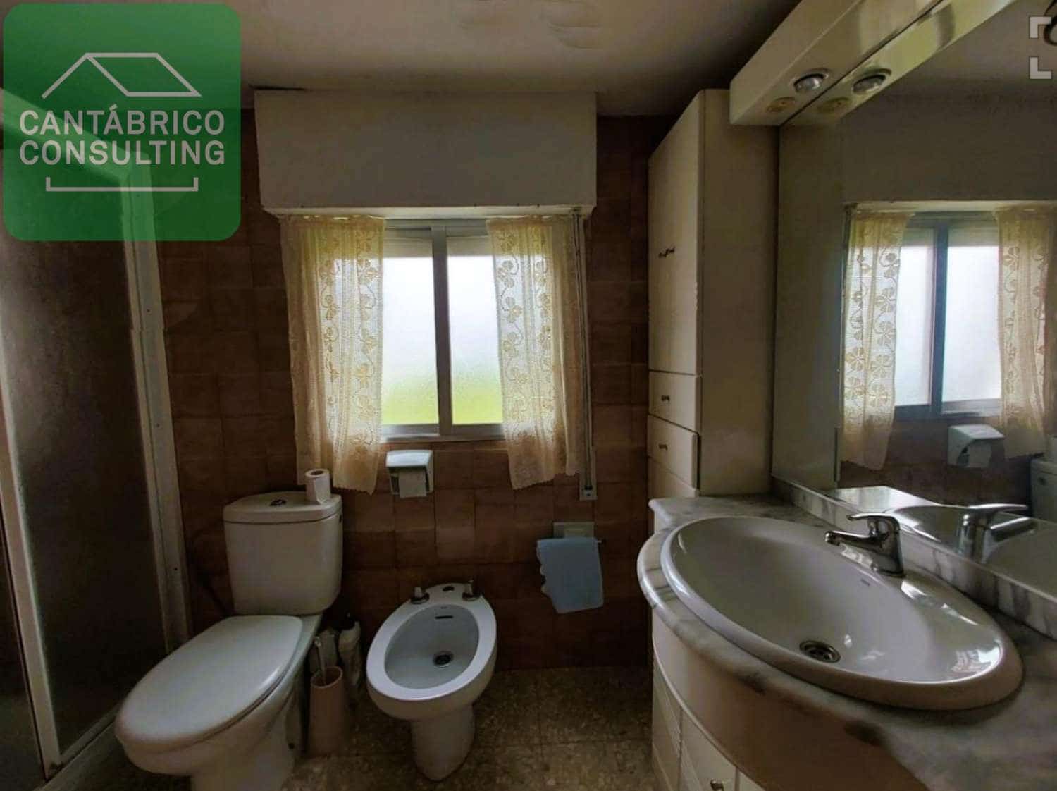 4 soveværelse Byhus til salg i Coana - € 295.000 (Ref: 9142639)