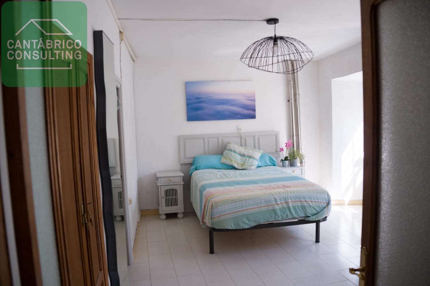 3 soveværelse Semi-Rækkehus til salg i Castropol - € 195.000 (Ref: 9157824)