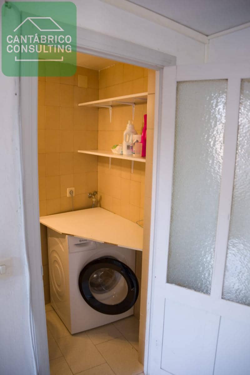 3 soveværelse Semi-Rækkehus til salg i Castropol - € 195.000 (Ref: 9157824)