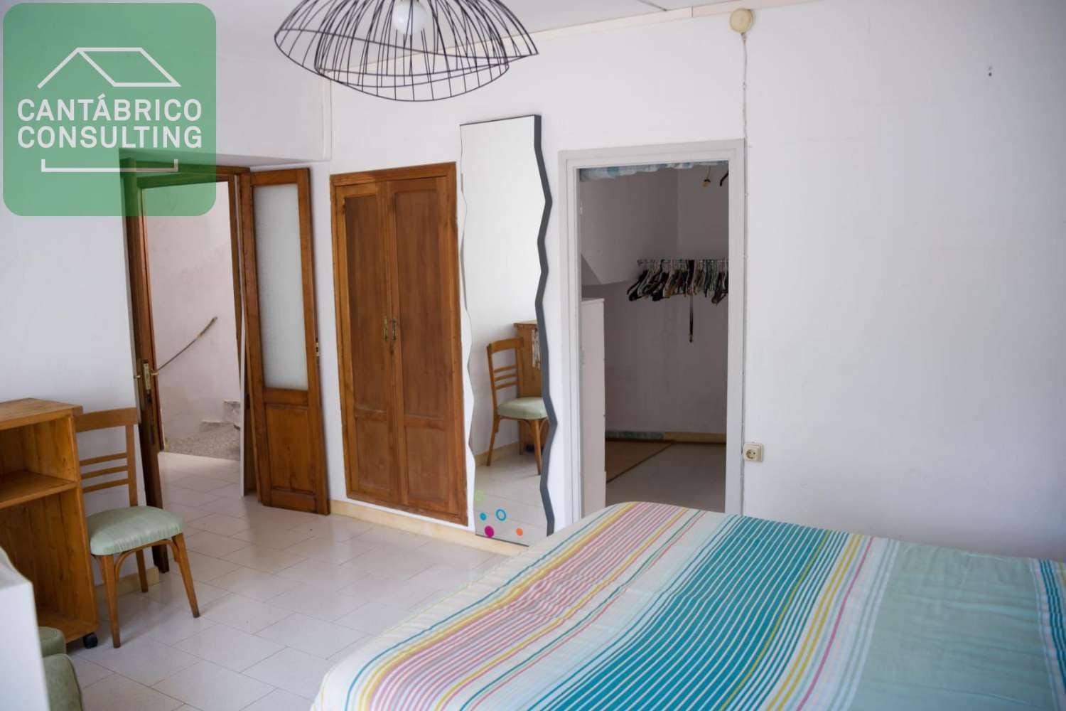 3 soveværelse Semi-Rækkehus til salg i Castropol - € 195.000 (Ref: 9157824)