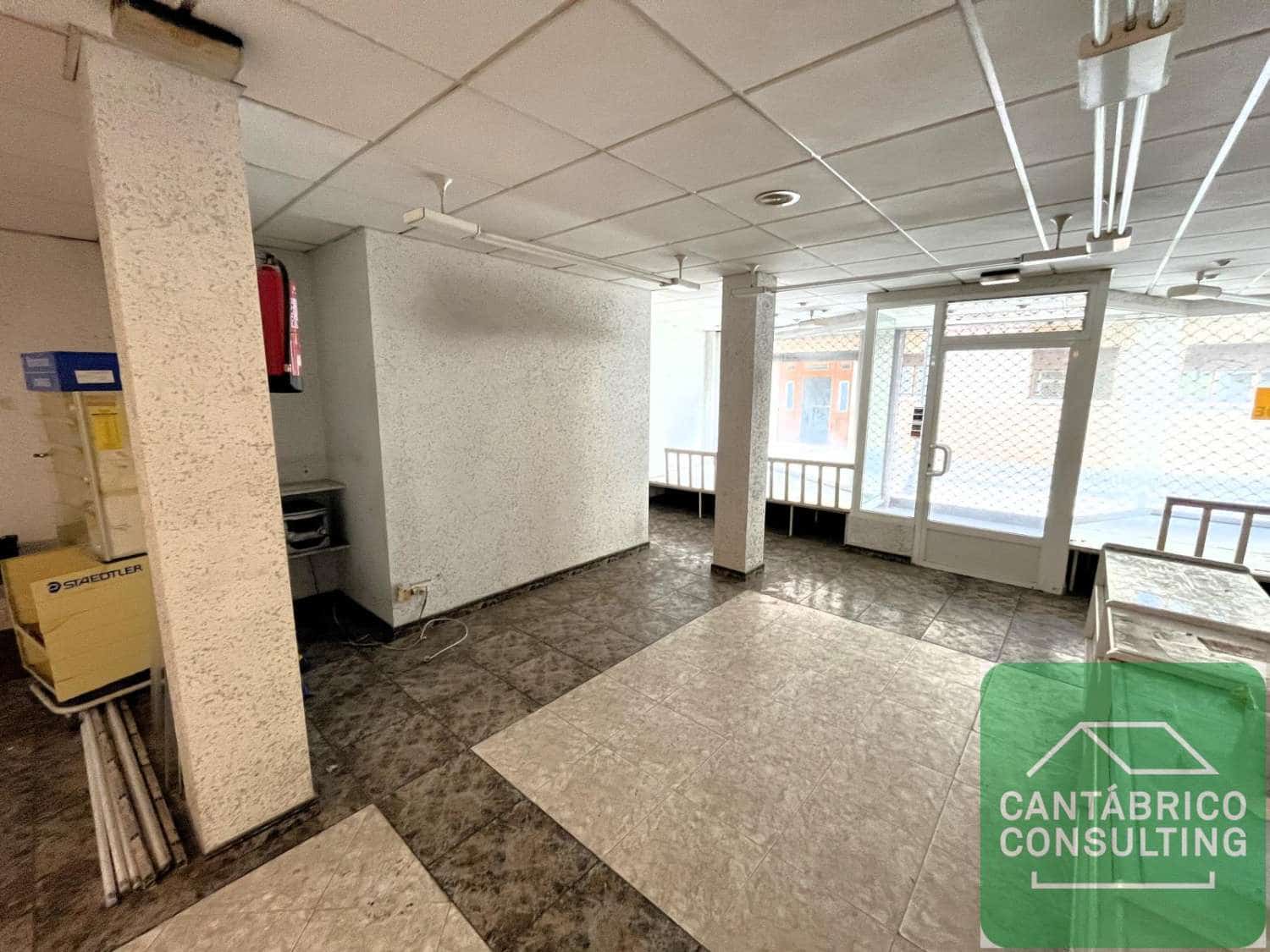 Erhverv til salg i Navia - € 200.000 (Ref: 9159269)