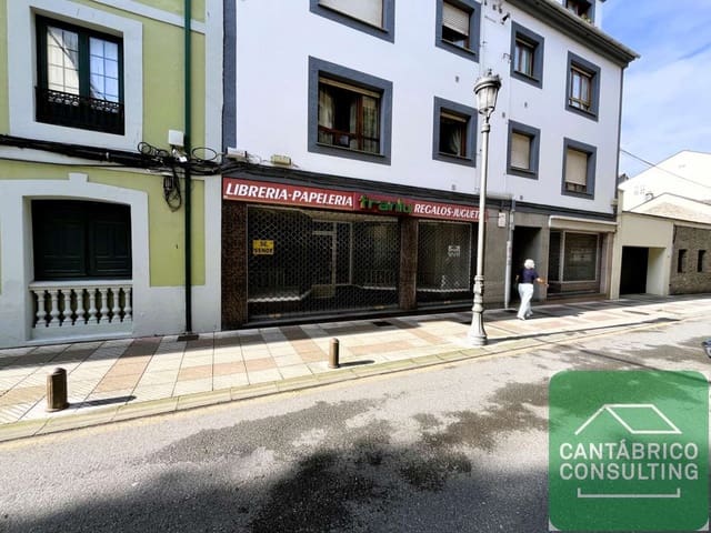 Erhverv til salg i Navia - € 200.000 (Ref: 9159269)