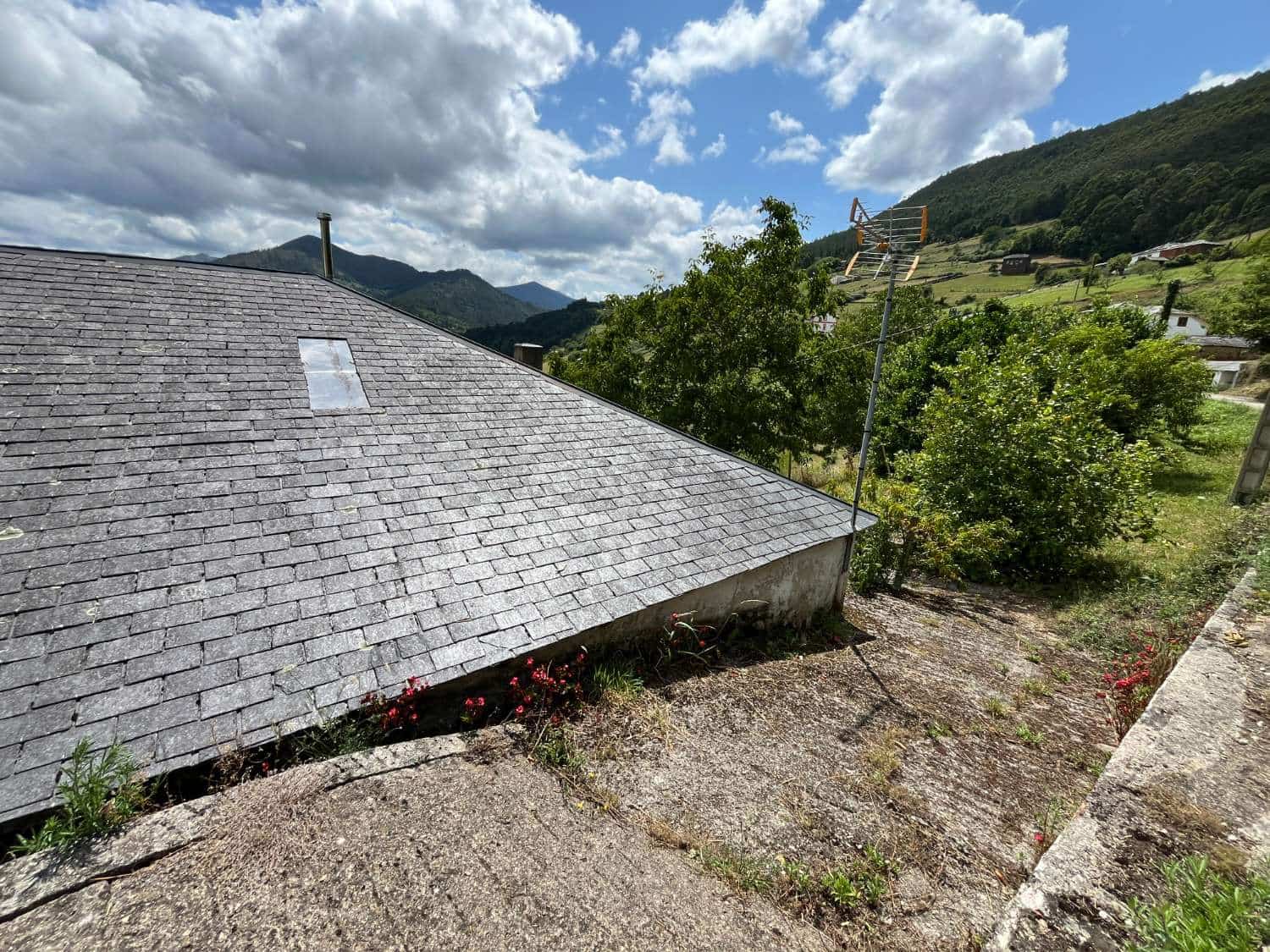 2 soveværelse Byhus til salg i Boal - € 59.000 (Ref: 9190859)