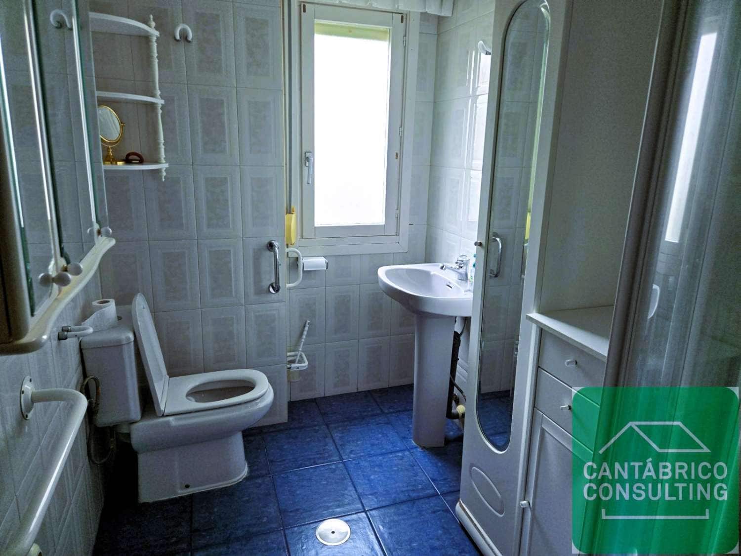 4 soveværelse Lejlighed til salg i Navia med garage - € 245.000 (Ref: 9232349)