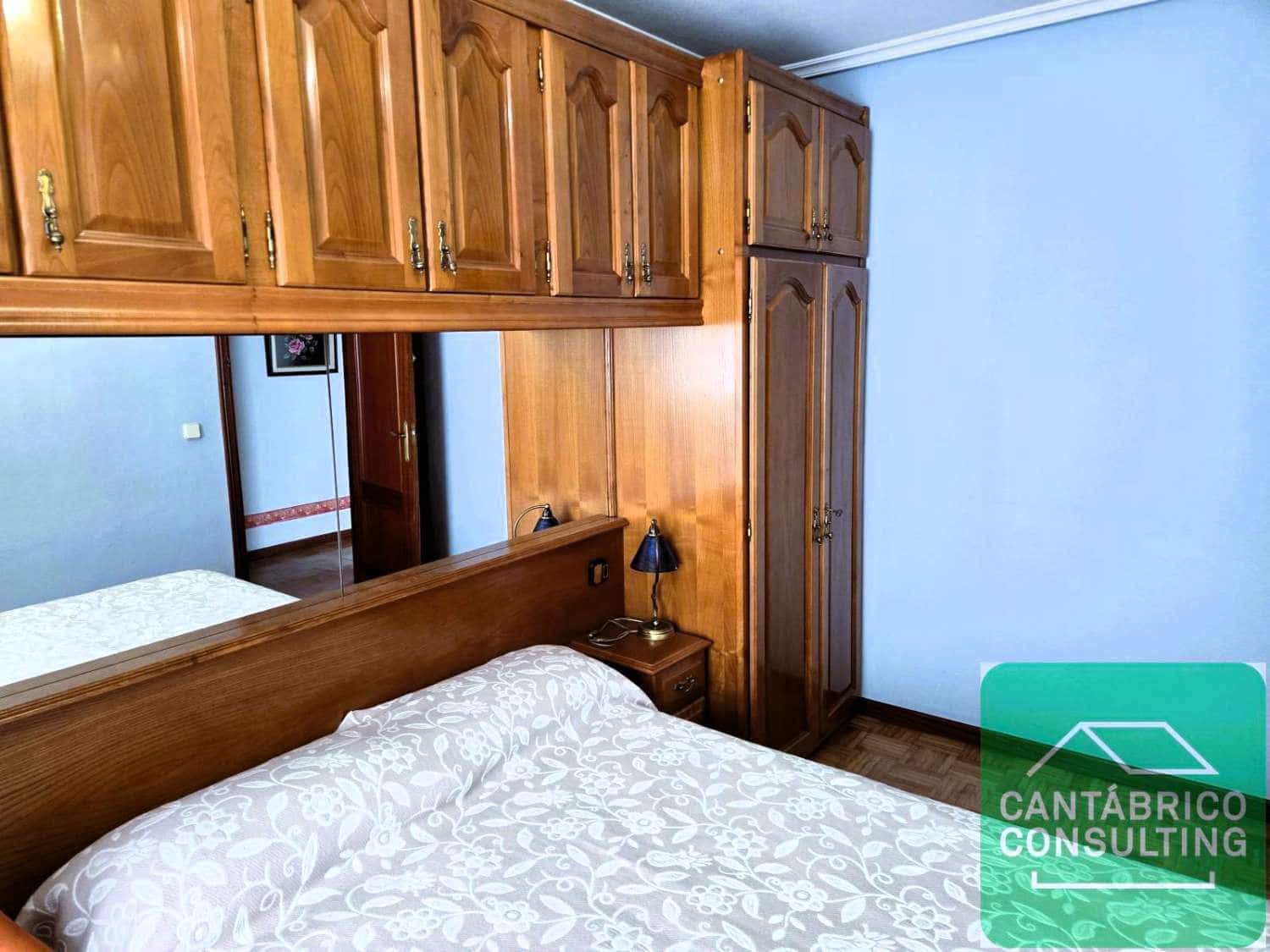 4 soveværelse Lejlighed til salg i Navia med garage - € 245.000 (Ref: 9232349)