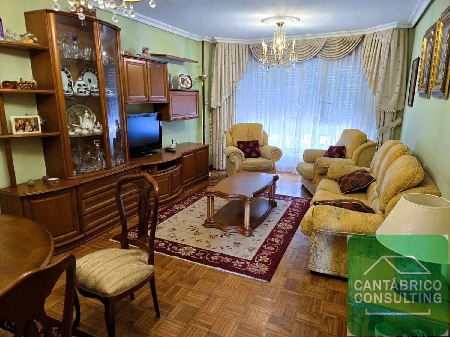 4 soveværelse Lejlighed til salg i Navia med garage - € 245.000 (Ref: 9232349)