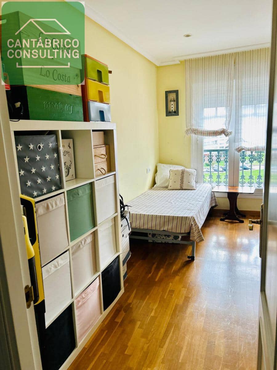 4 soveværelse Lejlighed til salg i Navia - € 320.000 (Ref: 9272109)