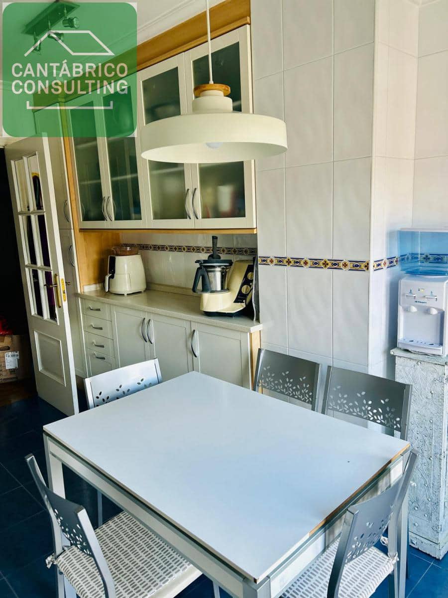 4 soveværelse Lejlighed til salg i Navia - € 320.000 (Ref: 9272109)