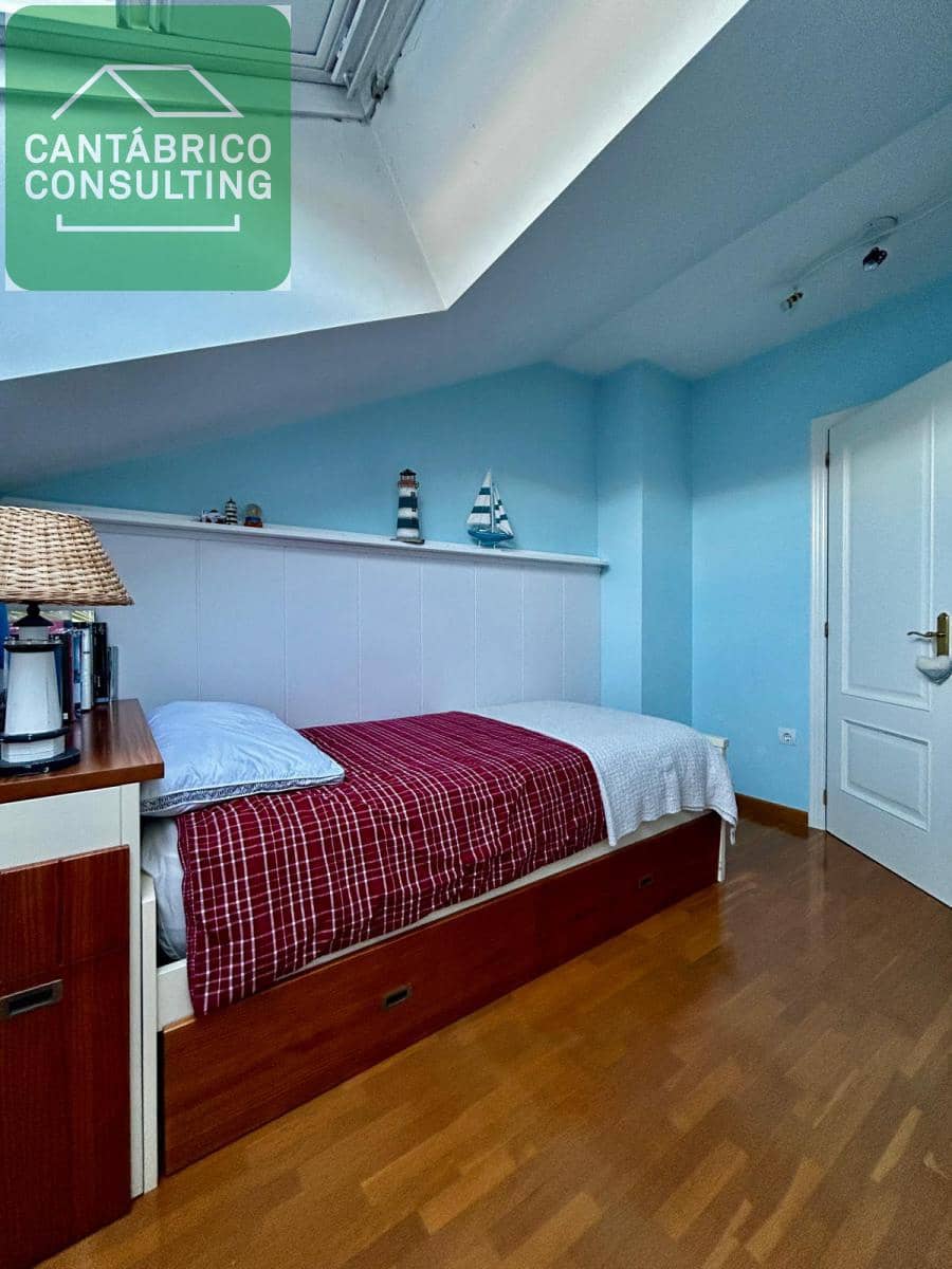 4 soveværelse Lejlighed til salg i Navia - € 320.000 (Ref: 9272109)