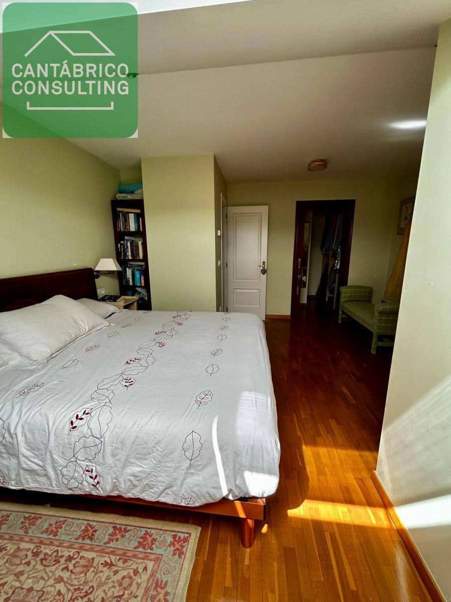 4 soveværelse Lejlighed til salg i Navia - € 320.000 (Ref: 9272109)