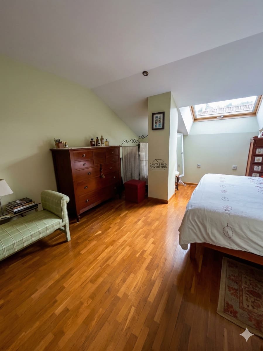 4 soveværelse Lejlighed til salg i Navia - € 320.000 (Ref: 9272109)