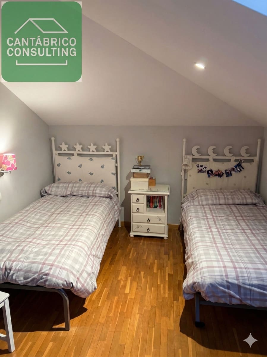 4 soveværelse Lejlighed til salg i Navia - € 320.000 (Ref: 9272109)