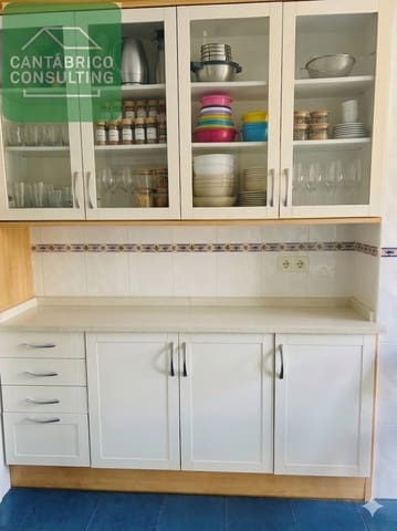 4 slaapkamer Flat te koop in Navia - € 320.000 (Ref: 9272109)