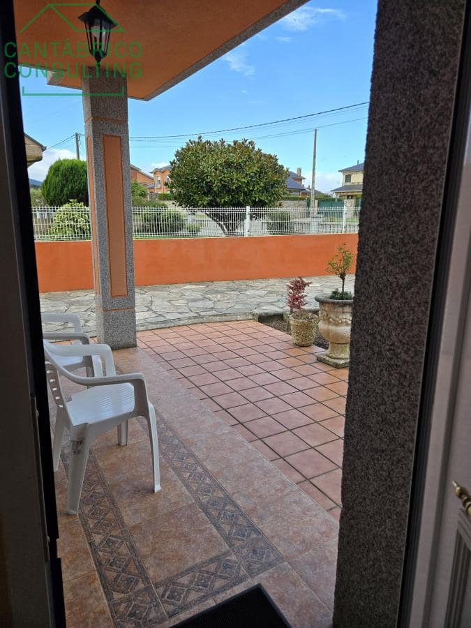 5 makuuhuone Huvila myytävänä paikassa Barreiros mukana 
autotalli - 480 000 € (Ref: 9376647)