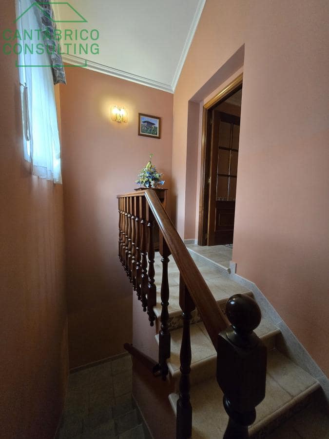 5 makuuhuone Huvila myytävänä paikassa Barreiros mukana 
autotalli - 480 000 € (Ref: 9376647)