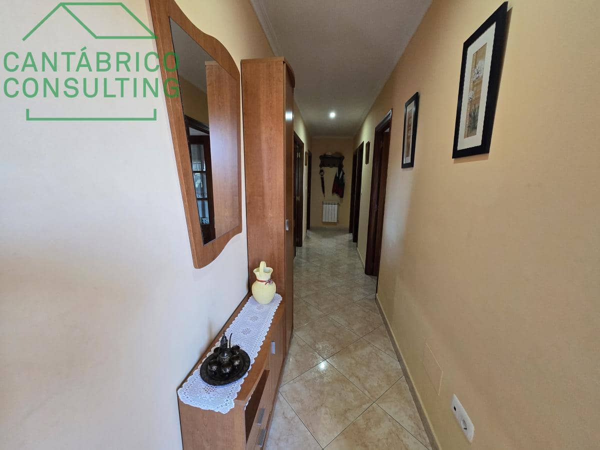 5 makuuhuone Huvila myytävänä paikassa Barreiros mukana 
autotalli - 480 000 € (Ref: 9376647)