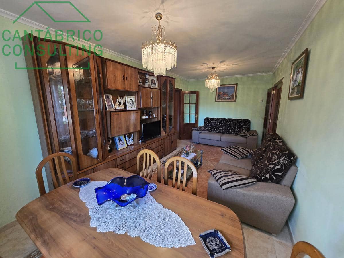 5 makuuhuone Huvila myytävänä paikassa Barreiros mukana 
autotalli - 480 000 € (Ref: 9376647)