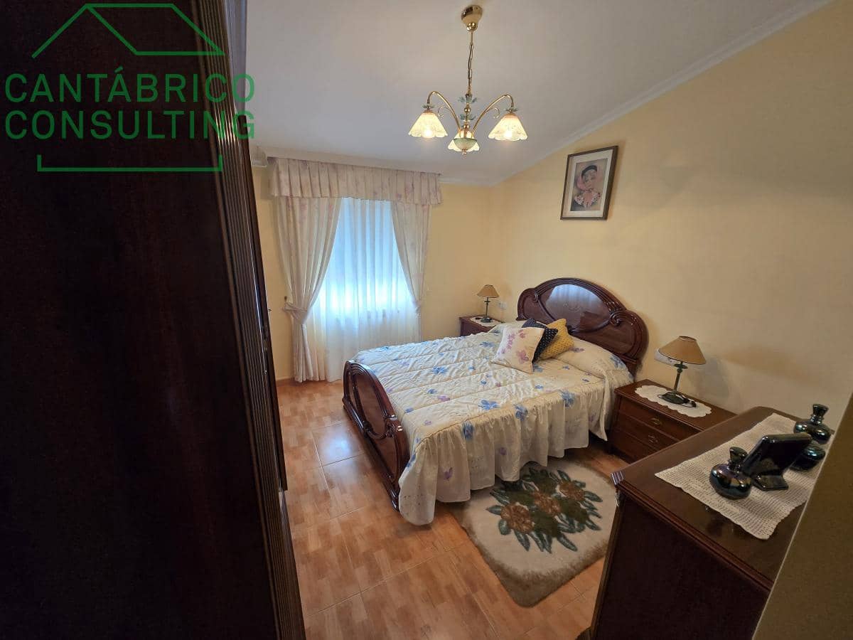 5 makuuhuone Huvila myytävänä paikassa Barreiros mukana 
autotalli - 480 000 € (Ref: 9376647)