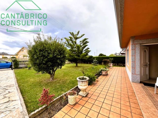 5 soveværelse Villa til salg i Barreiros med garage - € 480.000 (Ref: 9376647)