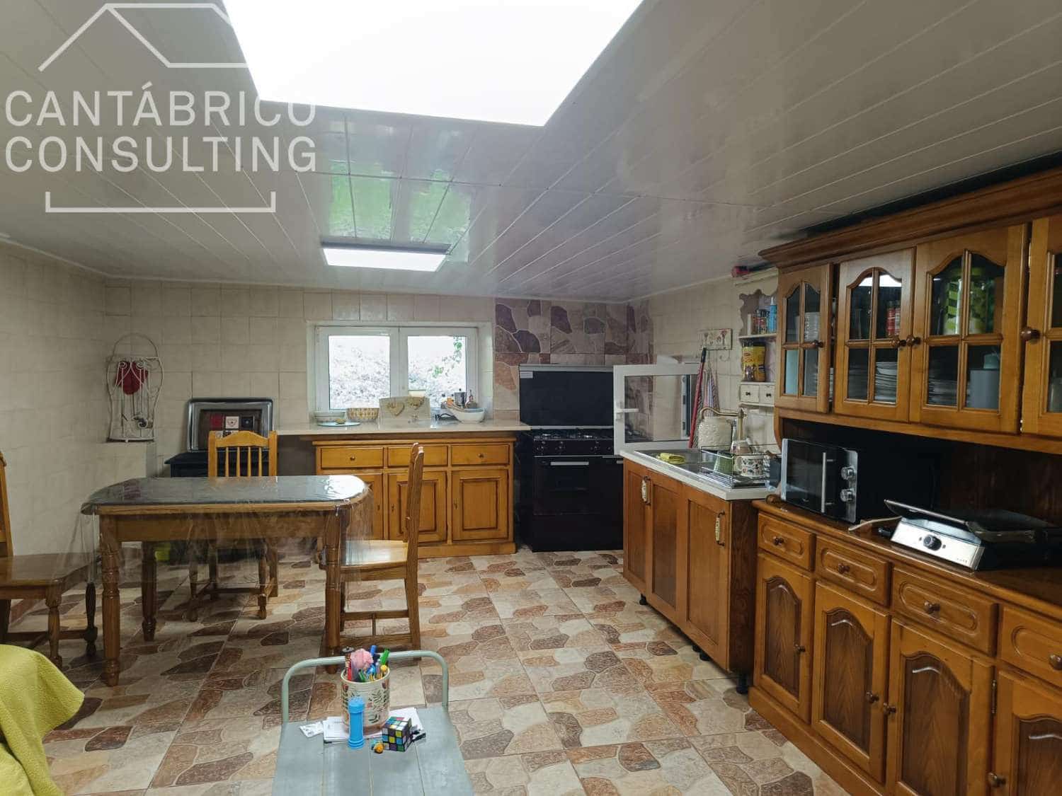 3 bedroom Townhouse for sale in Coana - € 150,000 (Ref: 9406264)