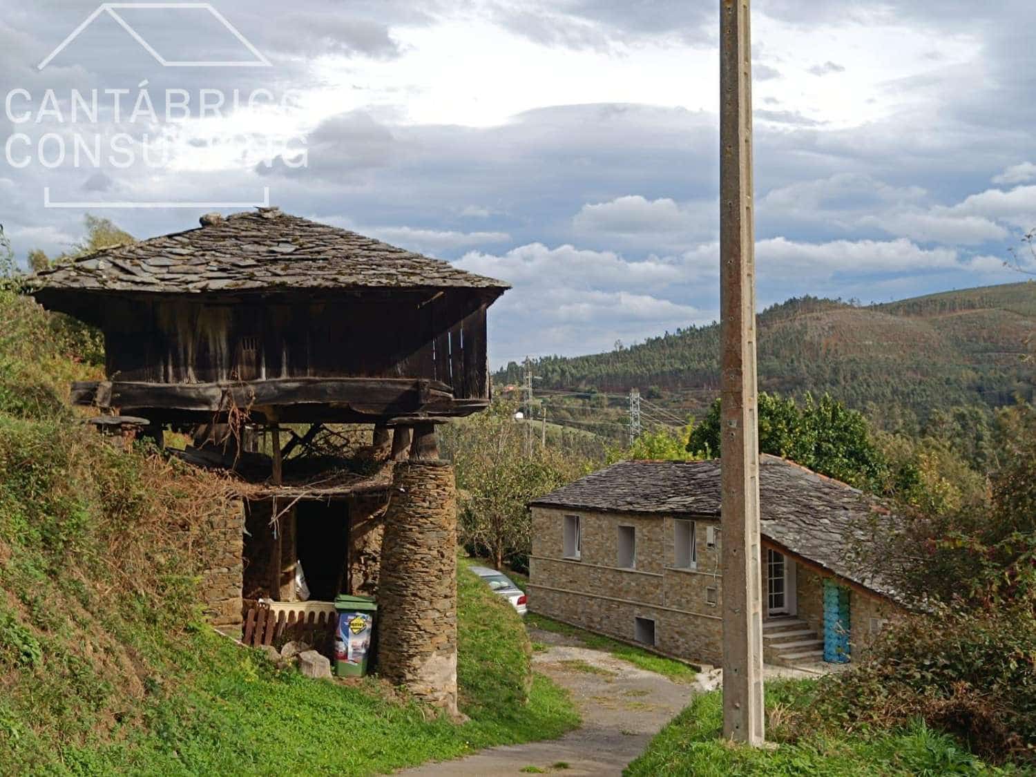 3 bedroom Townhouse for sale in Coana - € 150,000 (Ref: 9406264)