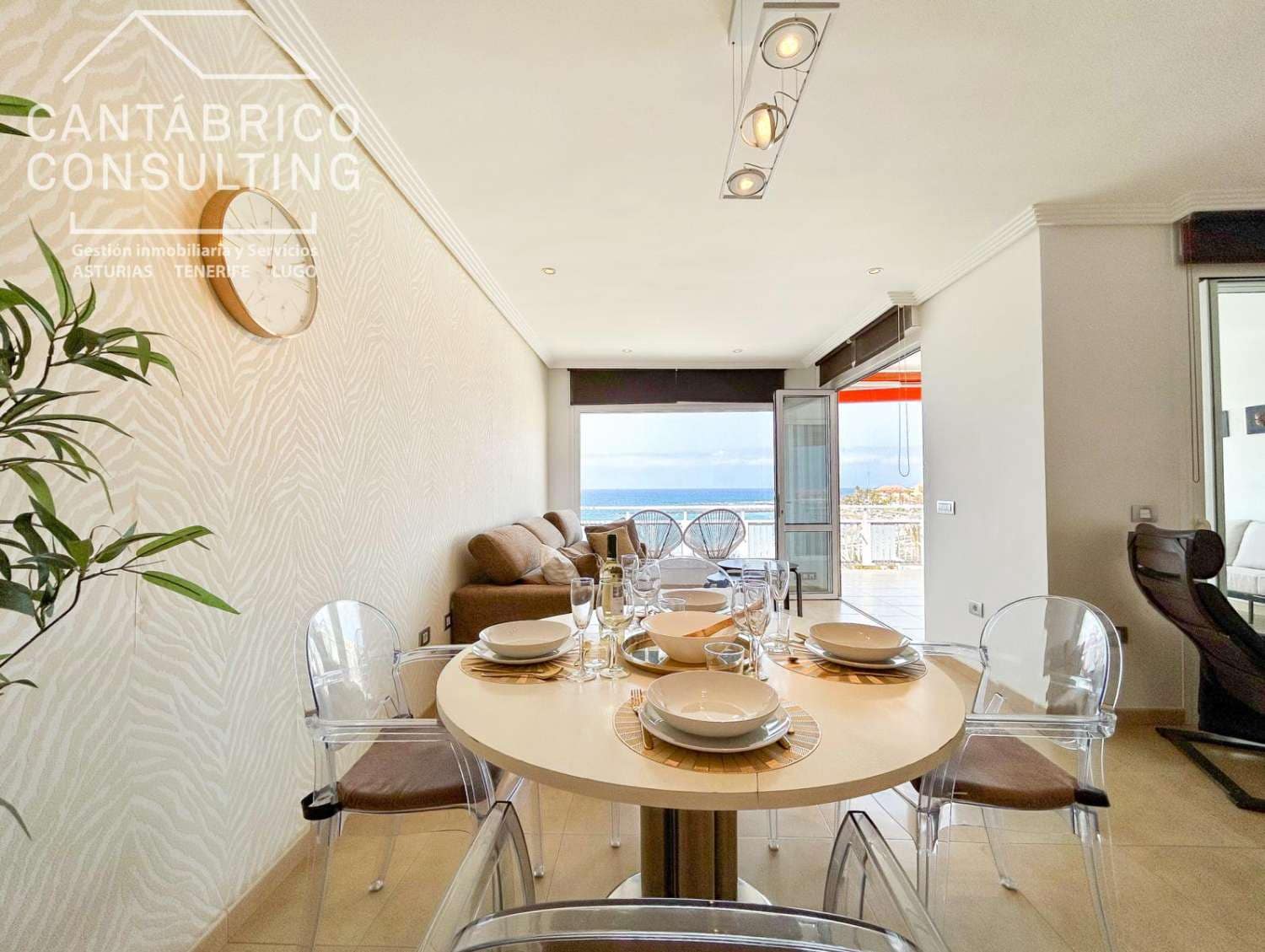 2 sypialnia Penthouse na sprzedaż w Arona z garażem - 1 100 000 € (Ref: 9451812)