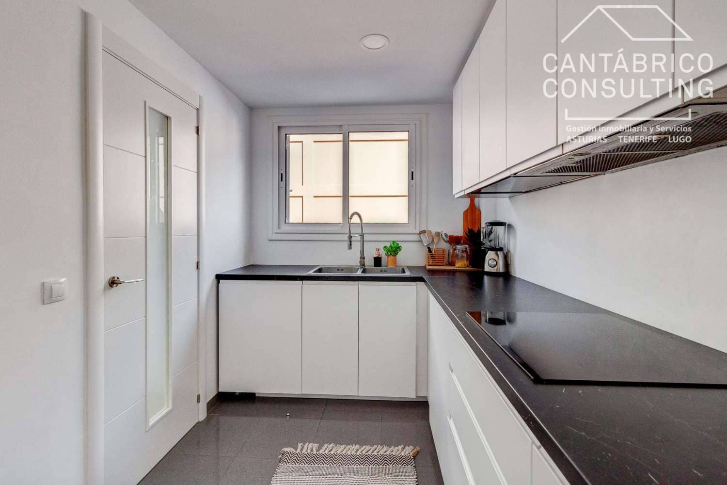 3 camera da letto Villetta a Schiera in vendita in Puerto Santiago con piscina garage - 550.000 € (Rif: 9455912)