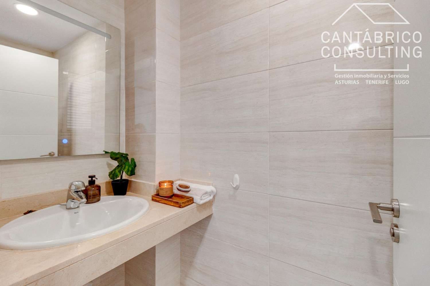 3 camera da letto Villetta a Schiera in vendita in Puerto Santiago con piscina garage - 550.000 € (Rif: 9455912)