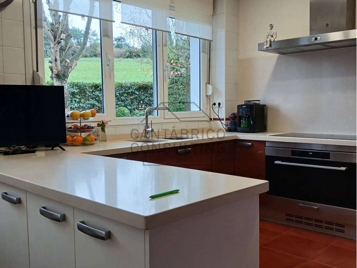 7 makuuhuone Huvila myytävänä paikassa Navia - 1 000 000 € (Ref: 9474684)