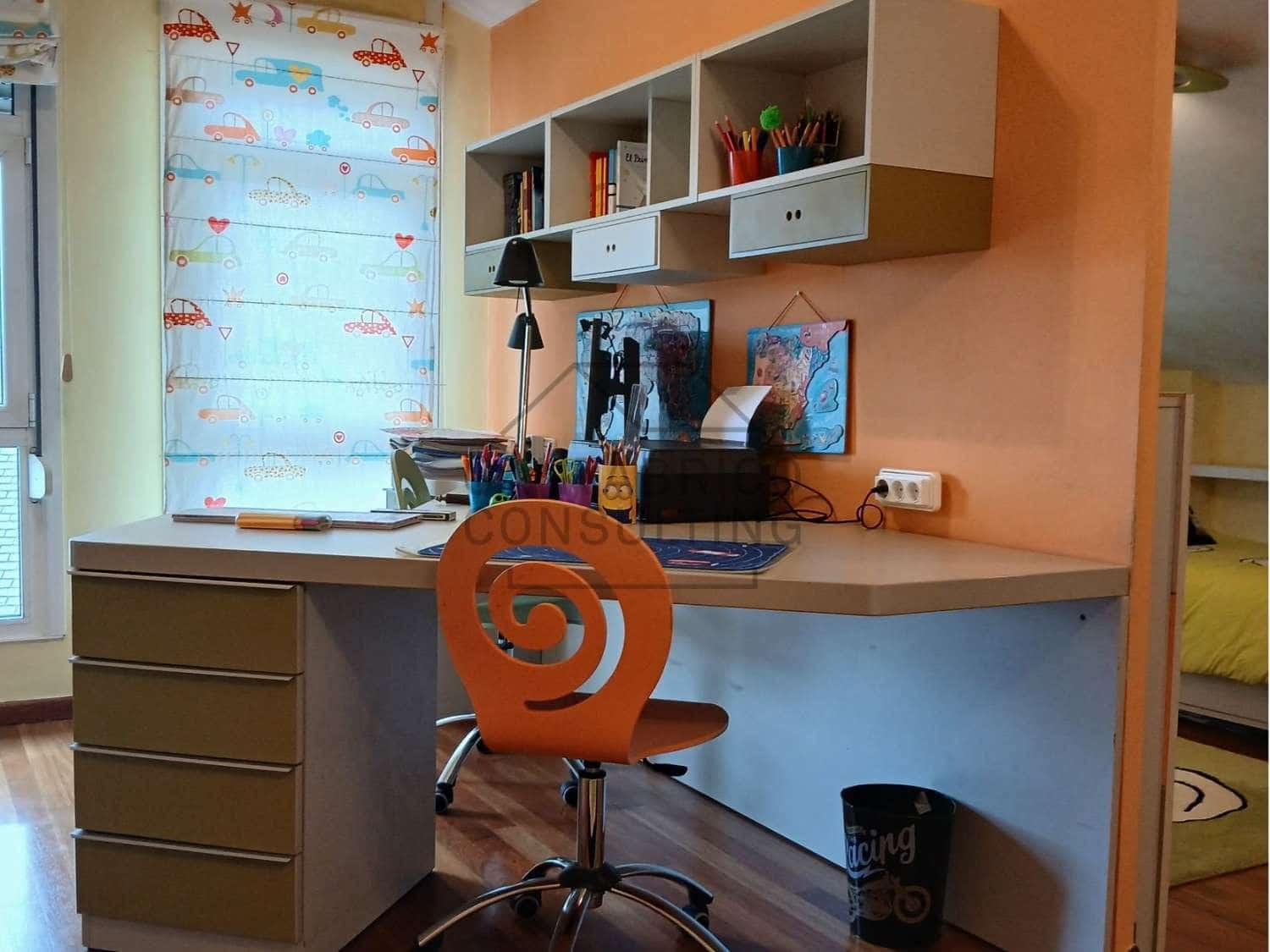 7 makuuhuone Huvila myytävänä paikassa Navia - 1 000 000 € (Ref: 9474684)