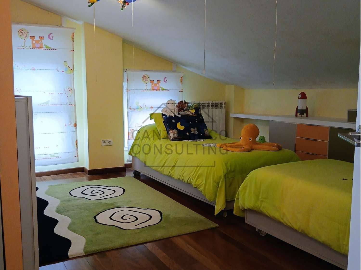 7 makuuhuone Huvila myytävänä paikassa Navia - 1 000 000 € (Ref: 9474684)