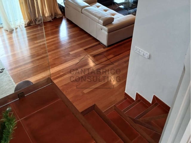 7 bedroom Villa for sale in Navia - € 1,000,000 (Ref: 9474684)