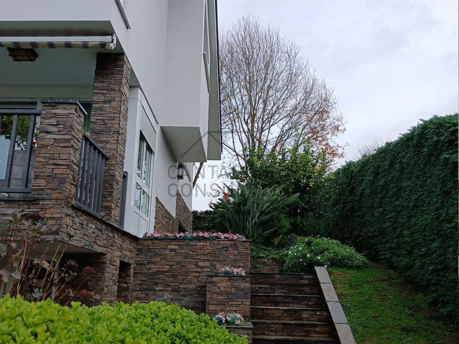 7 makuuhuone Huvila myytävänä paikassa Navia - 1 000 000 € (Ref: 9474684)