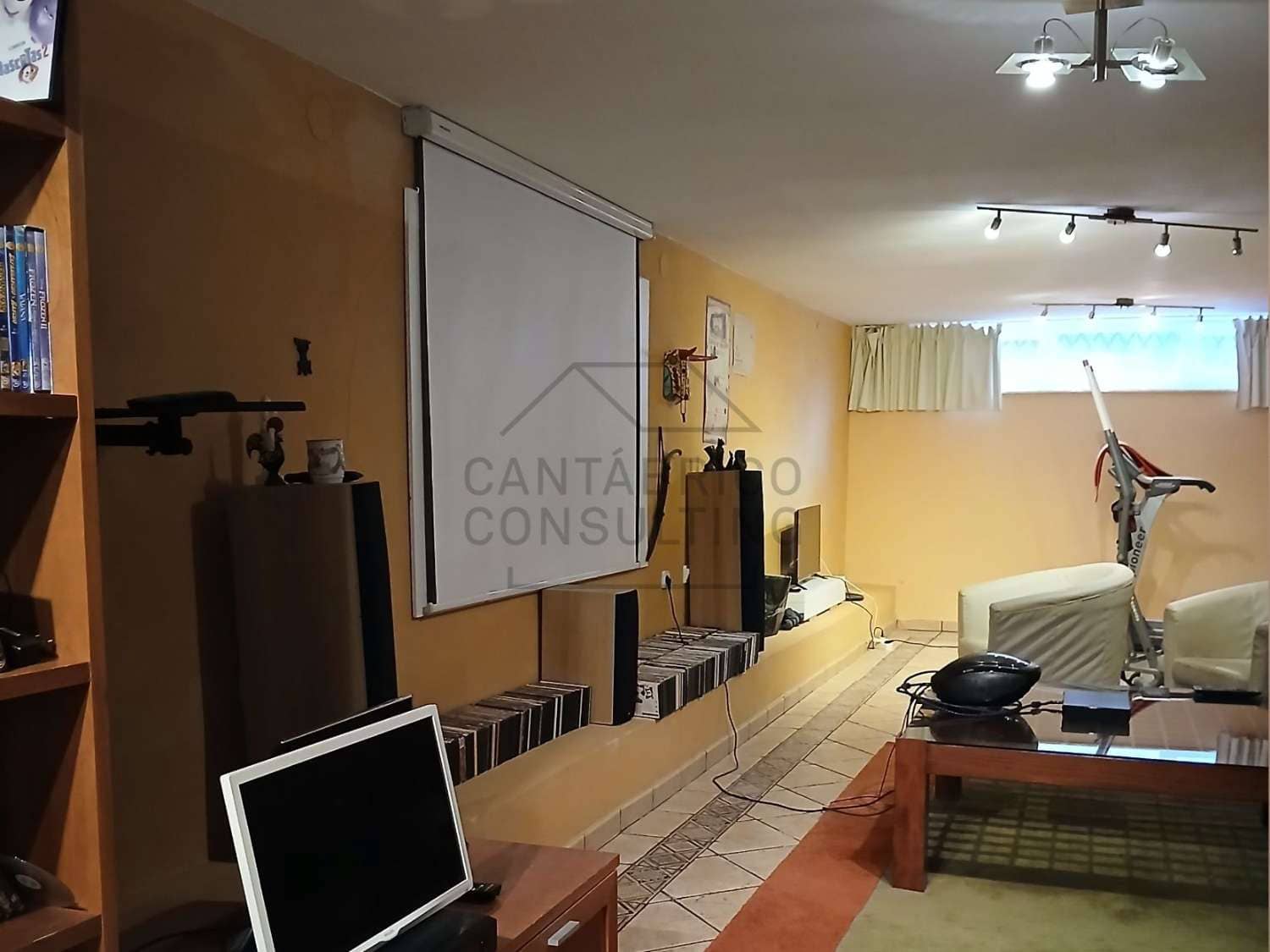 7 makuuhuone Huvila myytävänä paikassa Navia - 1 000 000 € (Ref: 9474684)