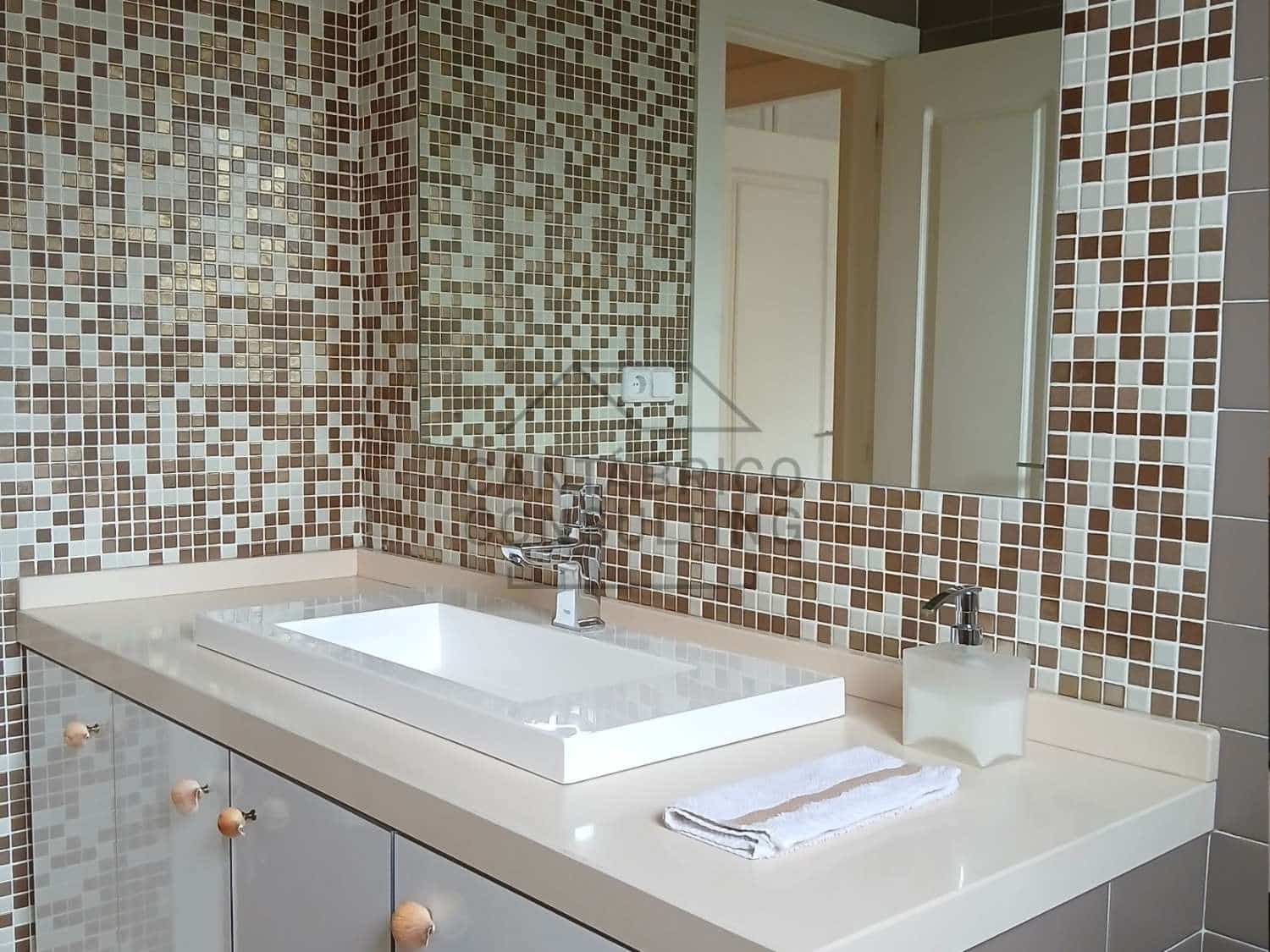 7 makuuhuone Huvila myytävänä paikassa Navia - 1 000 000 € (Ref: 9474684)