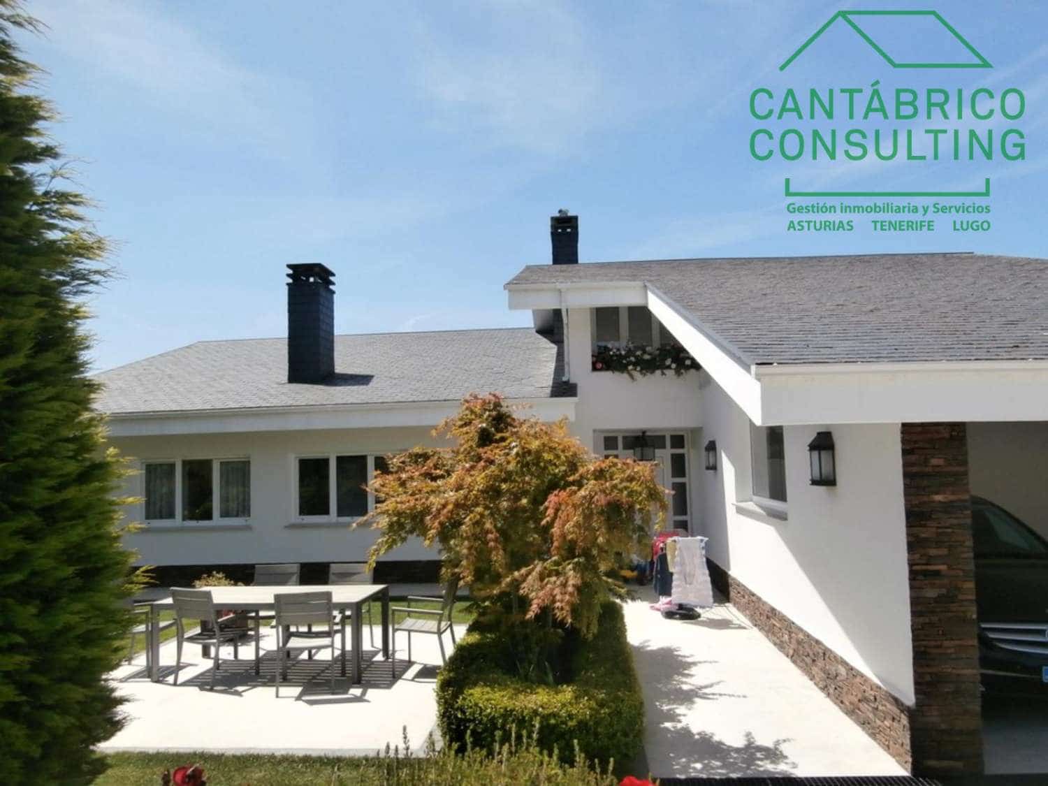 7 bedroom Villa for sale in Navia - € 1,000,000 (Ref: 9474684)