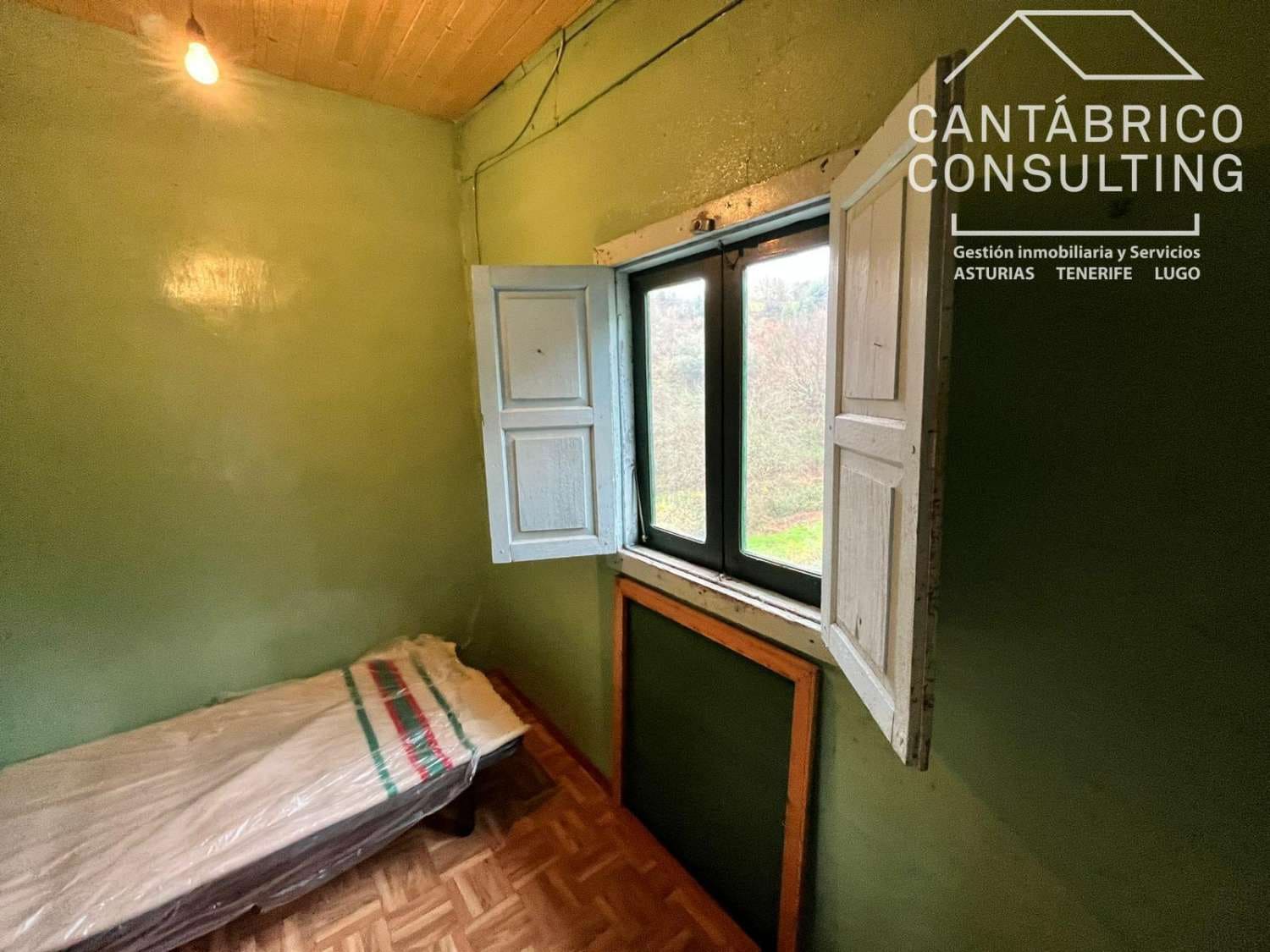 5 soveværelse Byhus til salg i Coana - € 138.000 (Ref: 9518467)