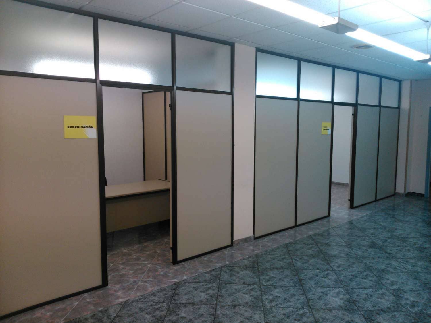 Gewerbe zu verkaufen in Navia - 110.000 € (Ref: 9526158)