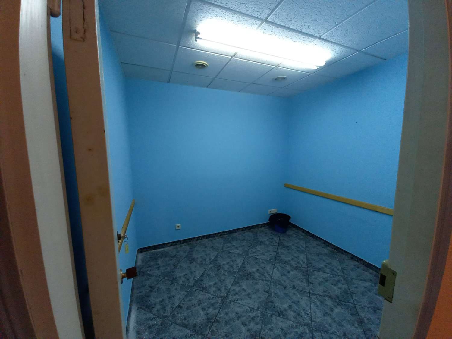 Gewerbe zu verkaufen in Navia - 110.000 € (Ref: 9526158)