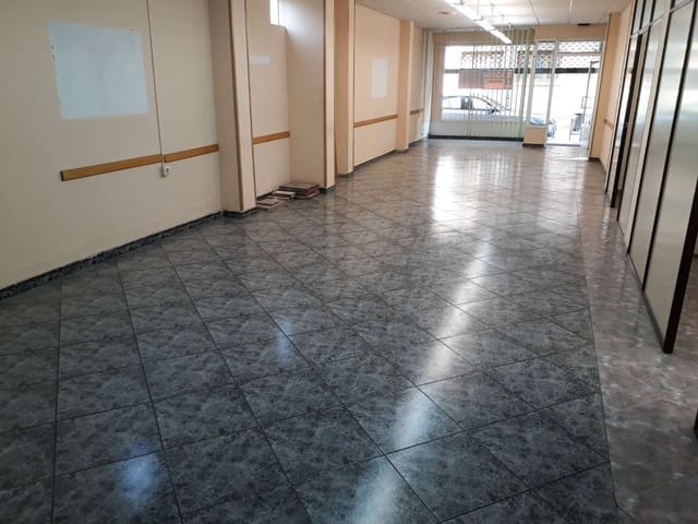 Commercieel te koop in Navia - € 110.000 (Ref: 9526158)