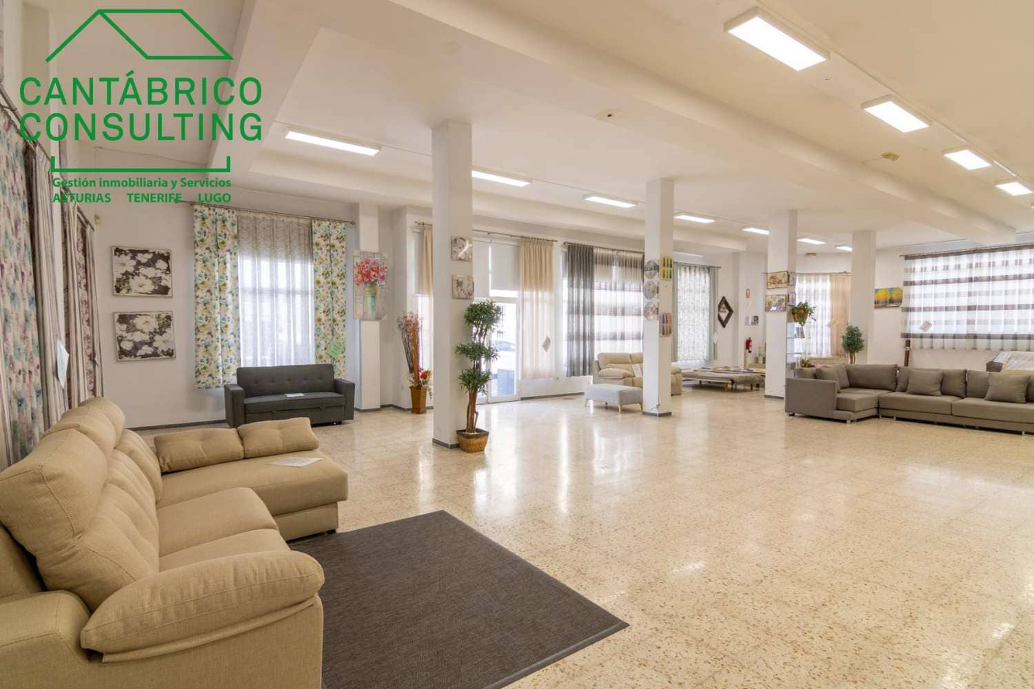 Kommersiell till salu i Playa San Juan - 1 200 000 € (Ref: 9676796)