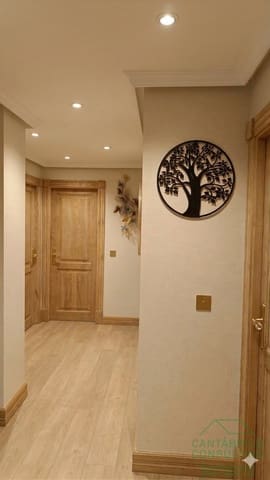 3 slaapkamer Flat te koop in Navia met garage - € 268.000 (Ref: 9729787)