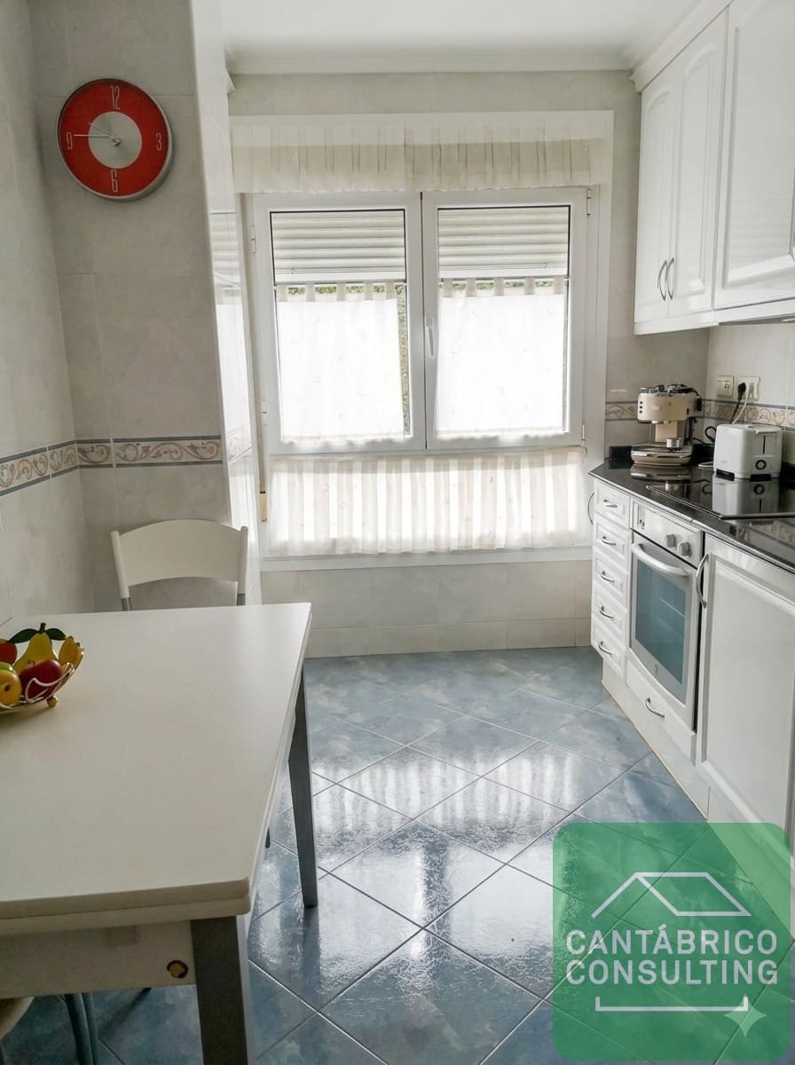 3 soverom Leilighet til salgs i Navia med garasje - € 268 000 (Ref: 9751617)