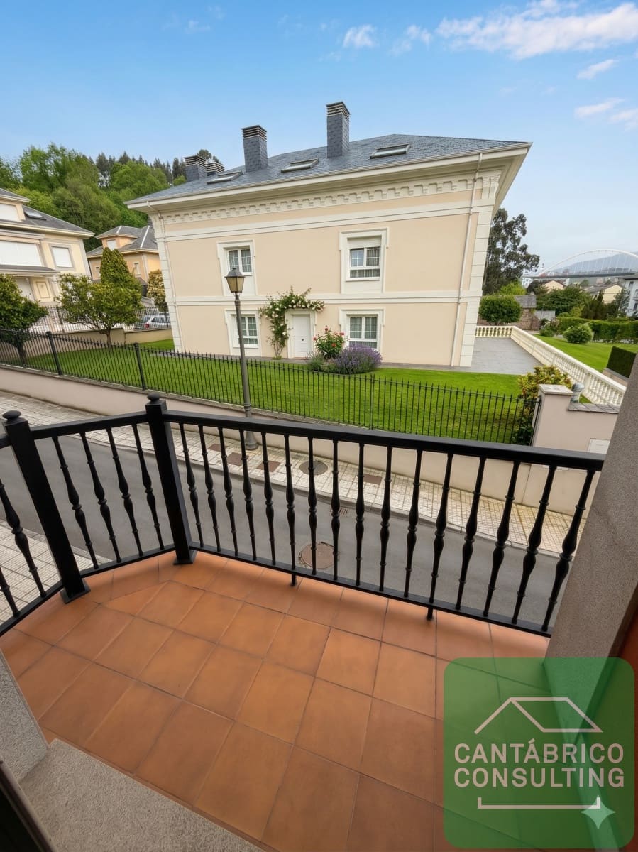 3 soverom Leilighet til salgs i Navia med garasje - € 268 000 (Ref: 9751617)