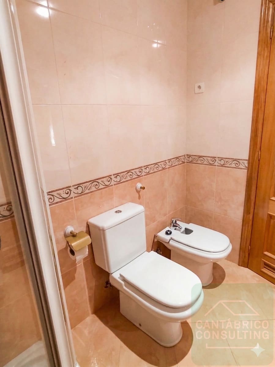 3 soverom Leilighet til salgs i Navia med garasje - € 268 000 (Ref: 9751617)