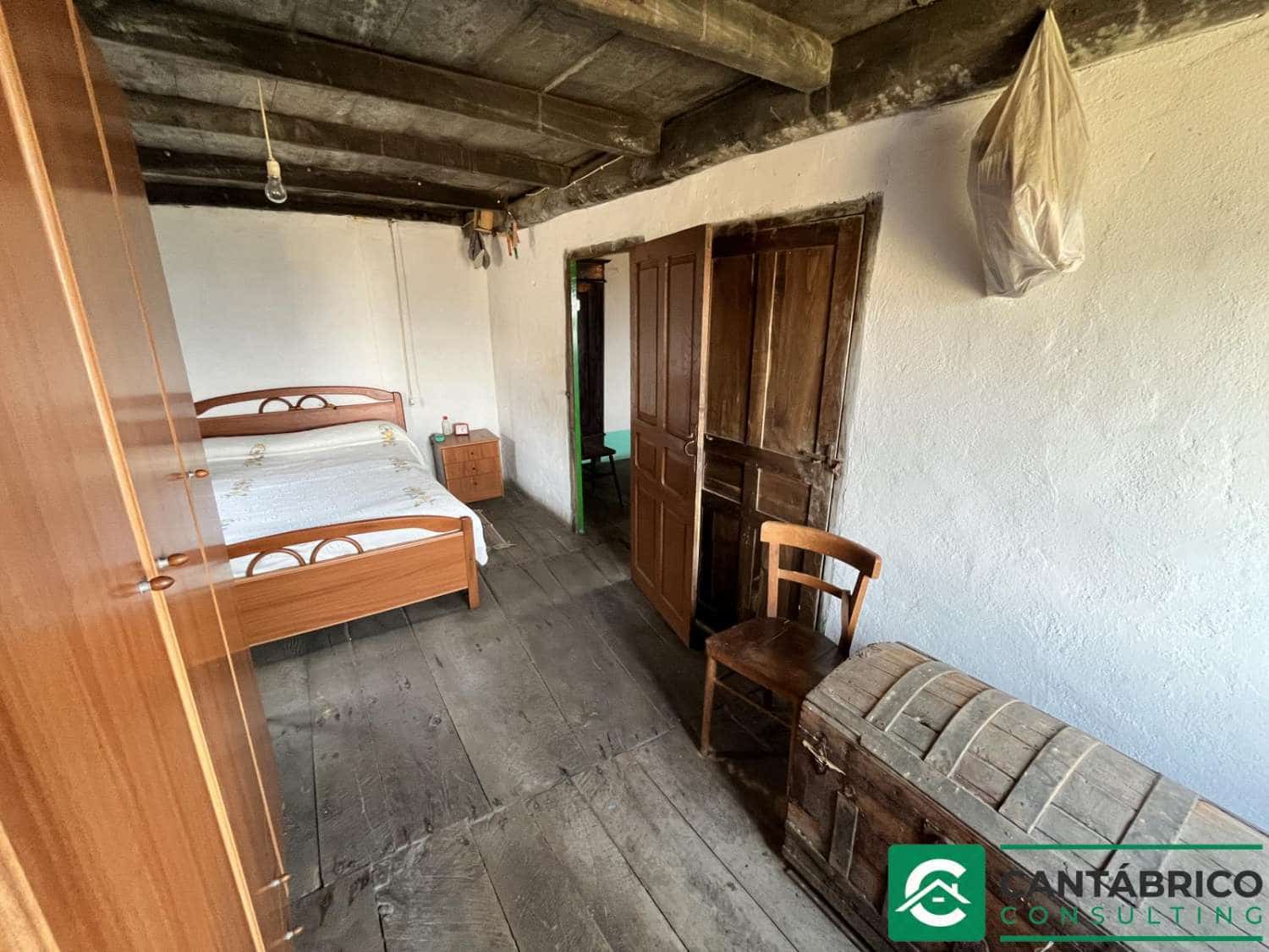 Huis te koop in Villayon - € 110.000 (Ref: 9798681)