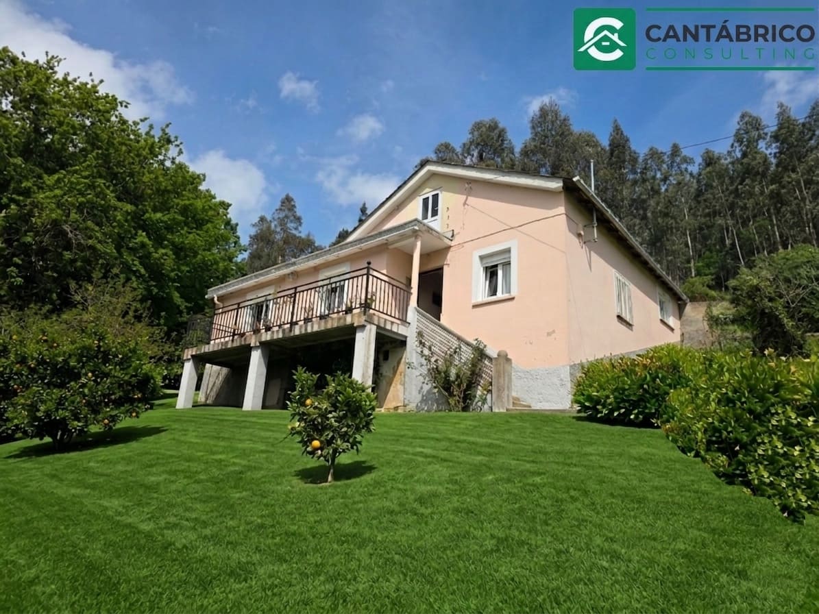 3 bedroom Townhouse for sale in Villayon with garage - € 130,000 (Ref: 9817004)