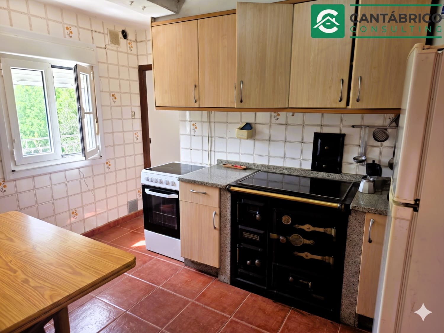 3 bedroom Townhouse for sale in Villayon with garage - € 130,000 (Ref: 9817004)